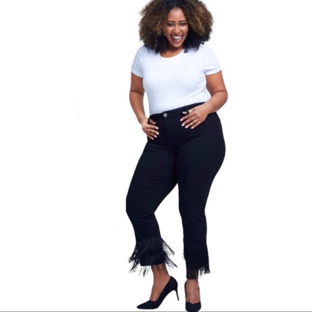 NEW Limited Edition SEVEN7 Black Mid Rise Fringe Slim Straight Jeans Plus Size